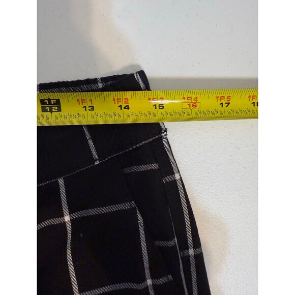 Hot Topic Pants Men Black Grid Punk Goth Pull on Emo Zipper Cargos - Size S - Picture 2 of 7